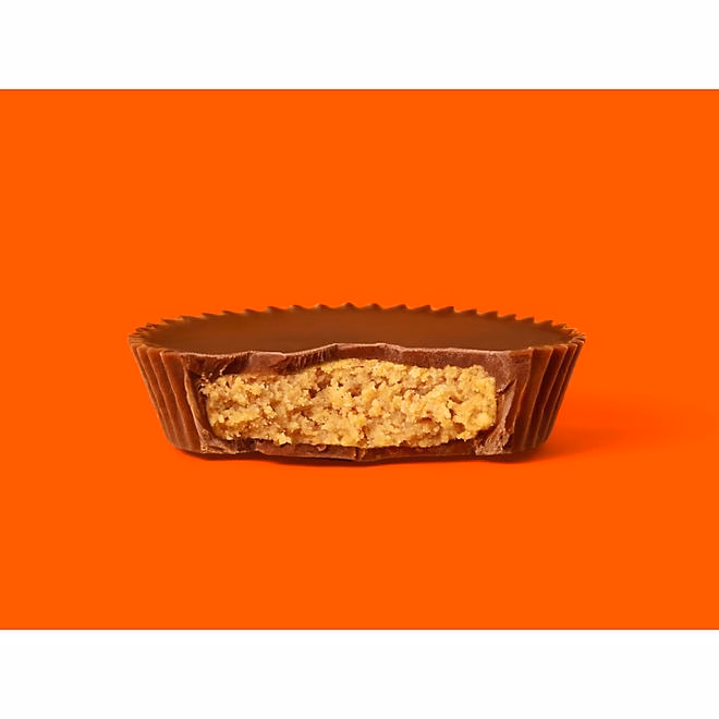 REESE'S Milk Chocolate Peanut Butter Cups, King Size, 2.8 oz., 24 pk. - Image 6