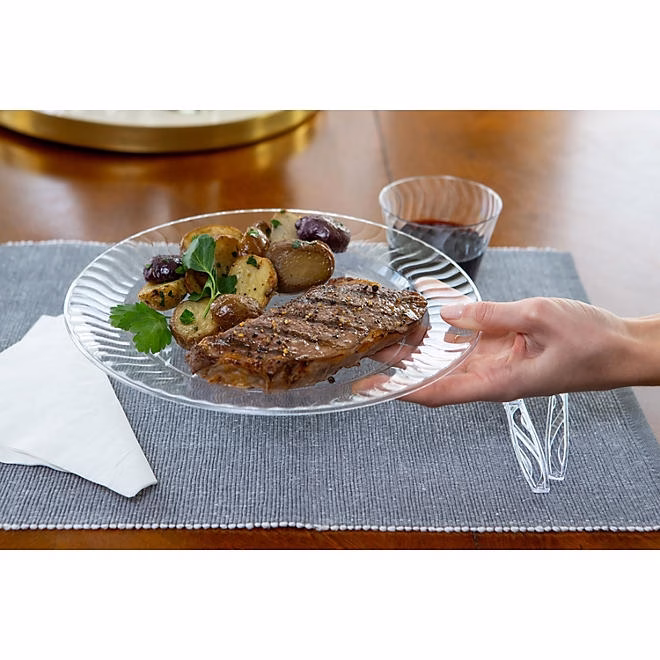 Chinet Crystal Clear Plastic Dinner Plate, 10" 100 ct. - Image 7