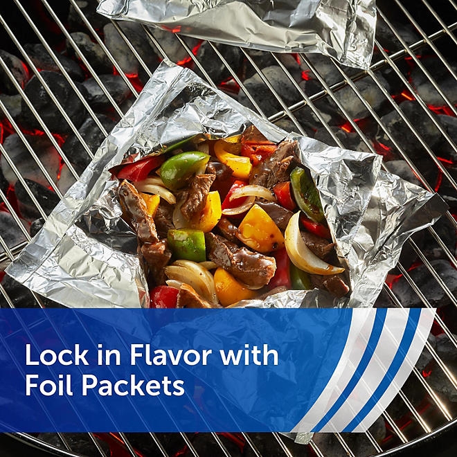 Reynolds Wrap Everyday 12" Aluminum Foil 250 sq. ft., 2 pk. - Image 6