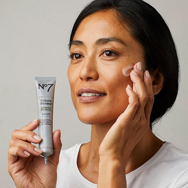 No7 Future Renew Damage Reversal Facial Serum Kit - Image 5