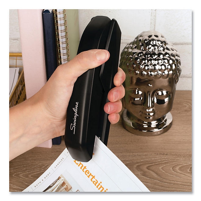 Swingline® Standard Full Strip Desk Stapler, 20-Sheet Capacity, Black - Image 4