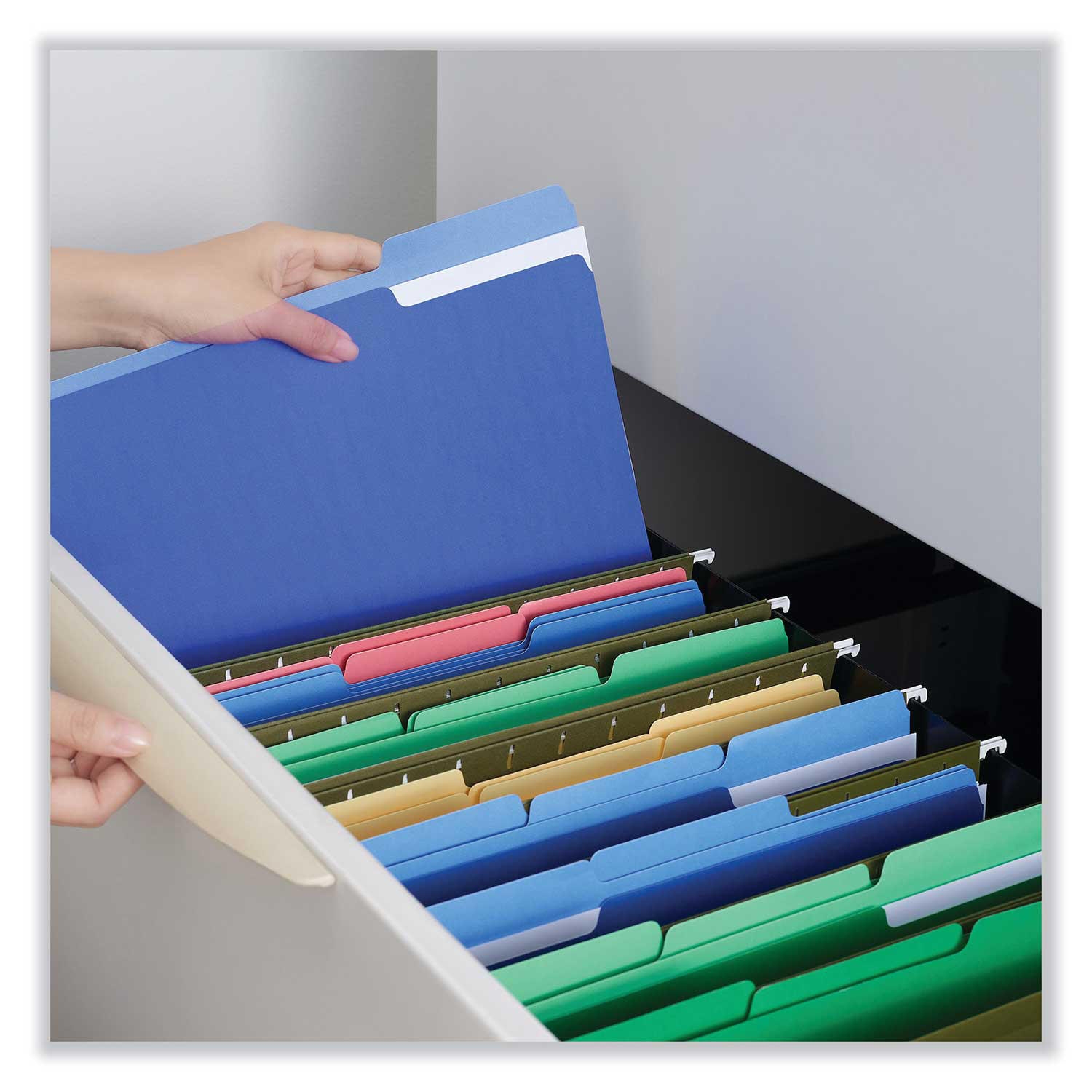 Universal File Folders, 1/3 Cut One-Ply Top Tab, Letter, 100/Box, Various Colors - Image 3