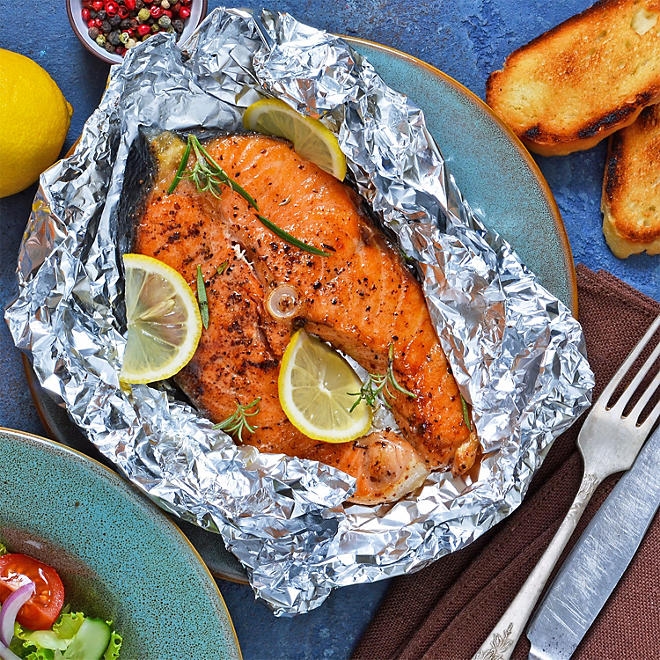 Member's Mark Foodservice Aluminum Foil 12 in. x 1000 ft., 1,000 ft. - Image 4